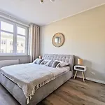 Swietojanska Centrum *